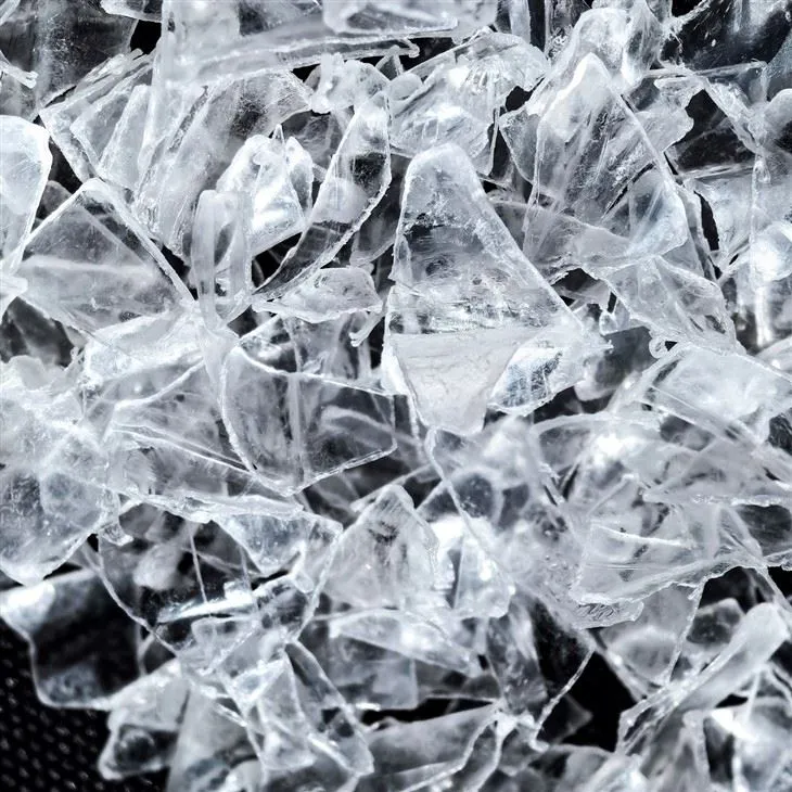 PET люспи прозрачни