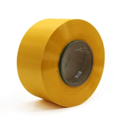 Повторно използвана полиестерна прежда